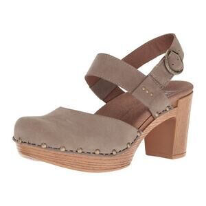 Dansko Dansko Women's Dotty Sandal Taupe Milled Nubuck Size EU 40 / 9.5-10